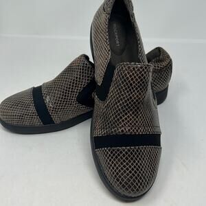 Rockport Brown and Black Loafers